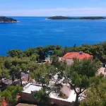 Residences Caroline Apartamento *
