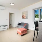 Apartamento Residences Caroline
