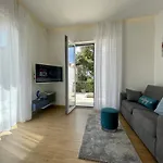Residences Caroline Apartment