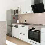 Residences Caroline Apartment *