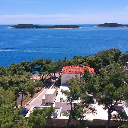 Residences Caroline דירה *