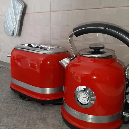 Apartment Residences Caroline