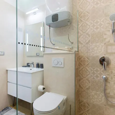 Residences Caroline * חוואר