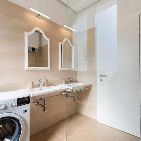 Residences Caroline * חוואר