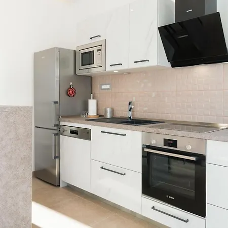 Residences Caroline דירה *