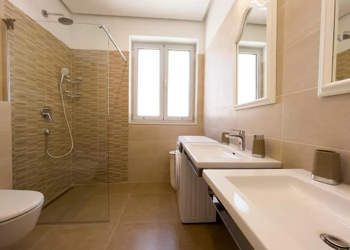 Apartment Residences Caroline Hvar Town