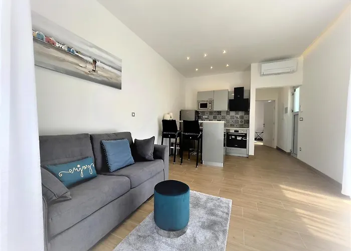 Residences Caroline Apartment *