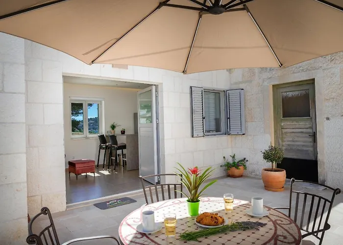 Residences Caroline Apartment Hvar Town