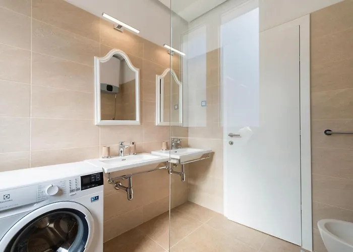 Residences Caroline * Χβαρ