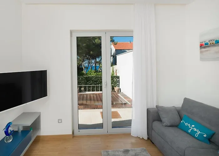 Residences Caroline Apartment